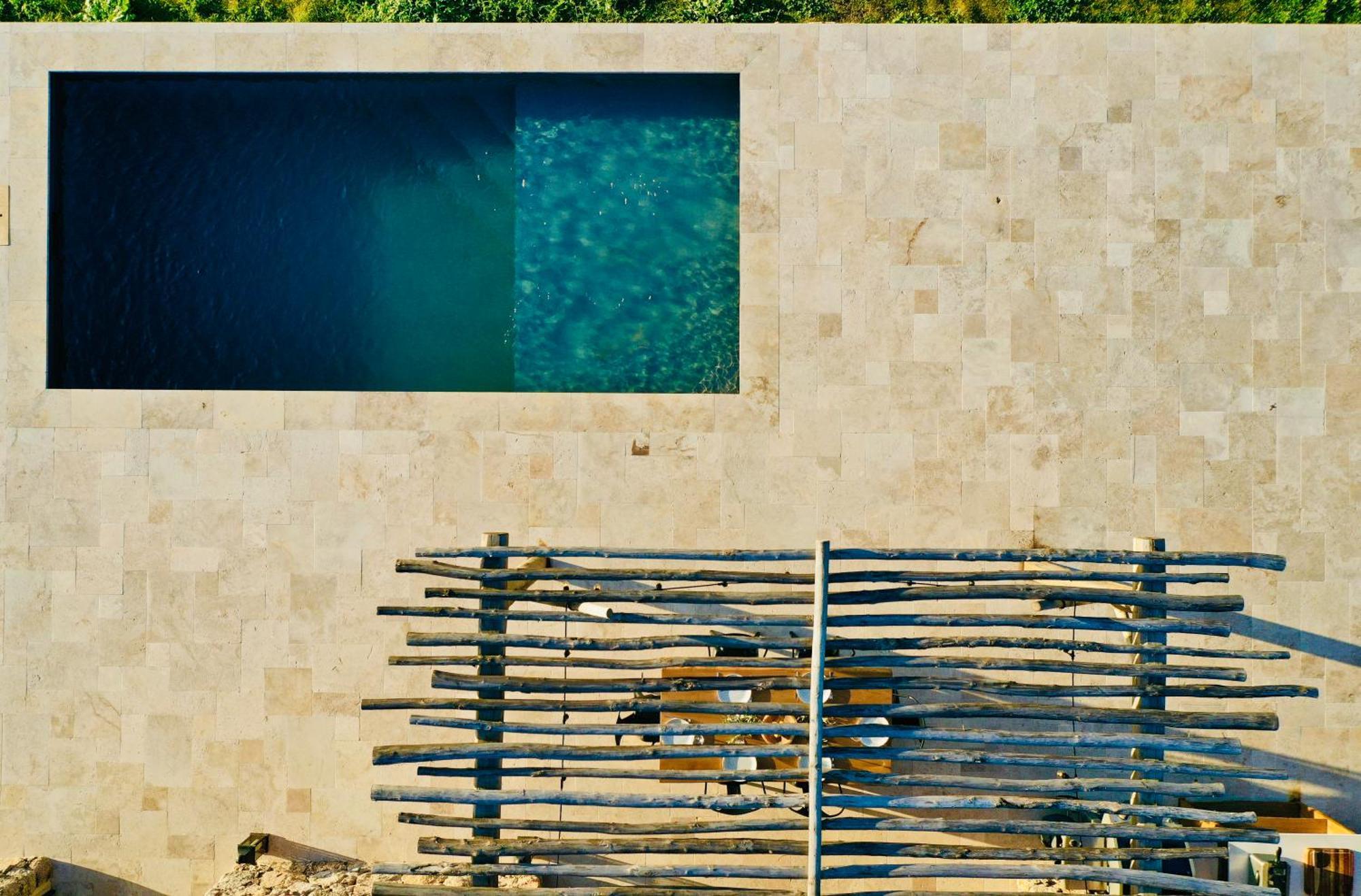 Domaine Aria Di Terra***** *