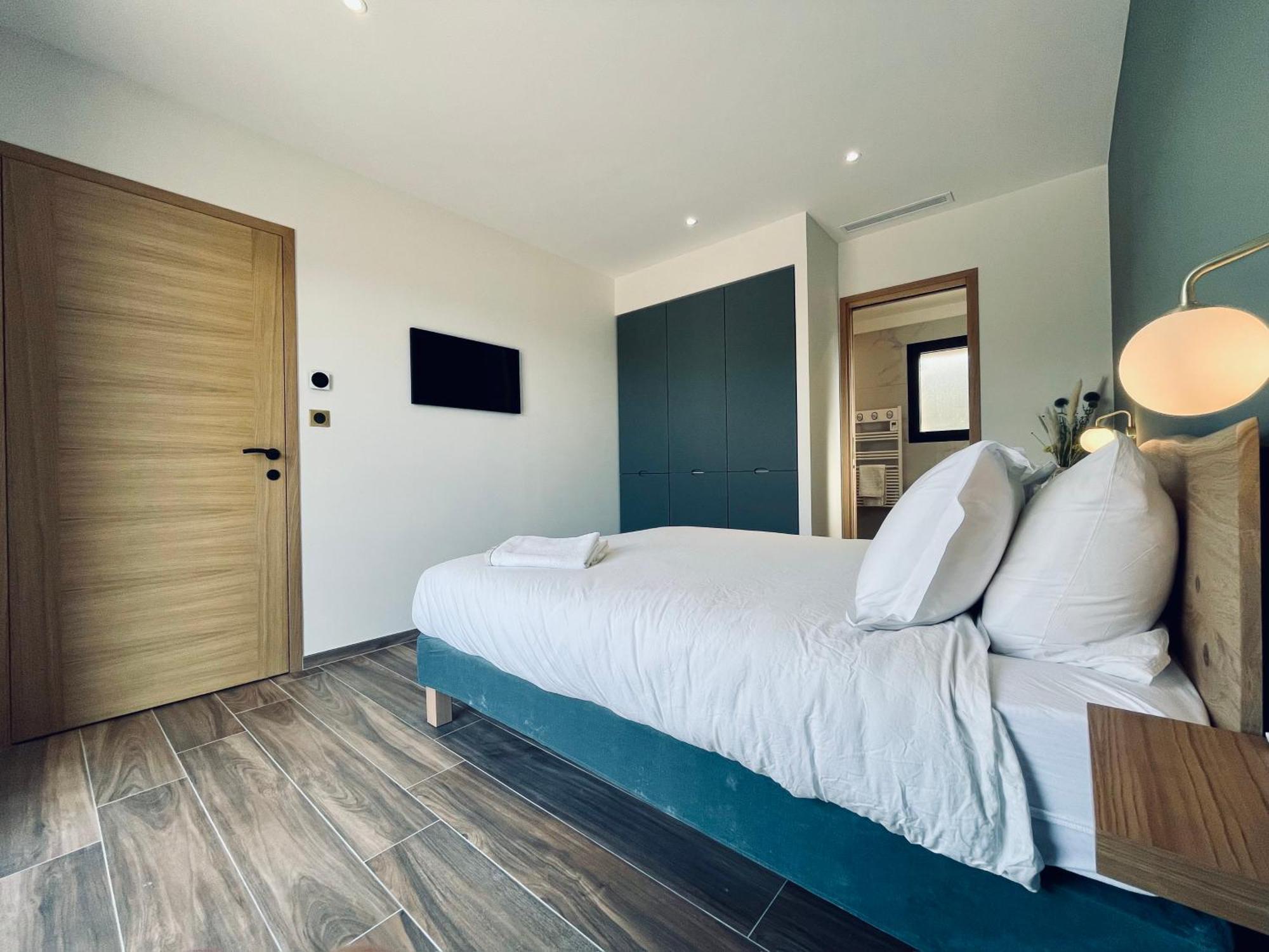 Domaine Aria Di Terra***** *
