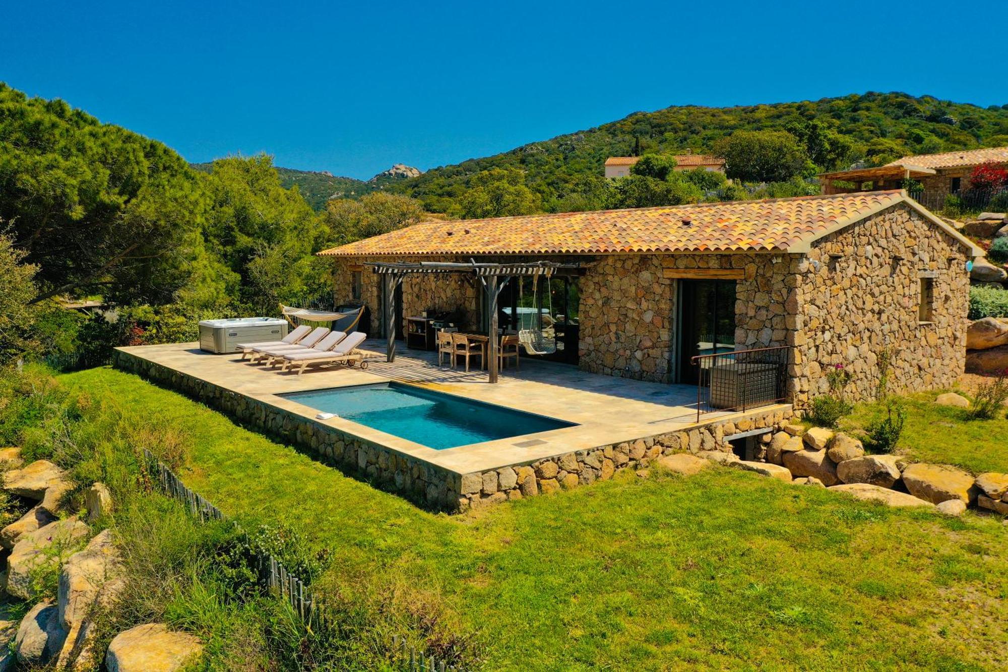 Domaine Aria Di Terra***** Figari (Corsica)