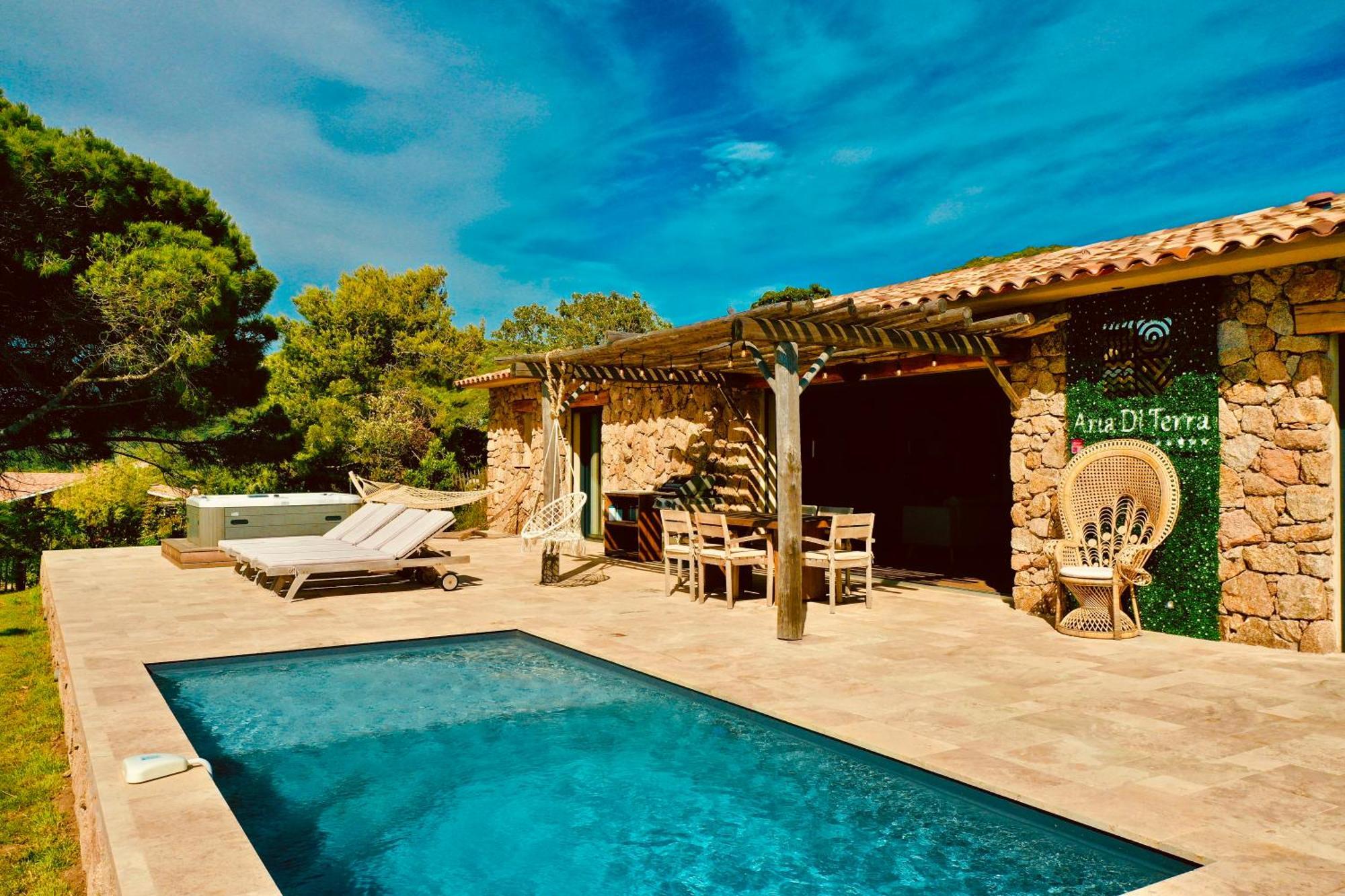 Villa Domaine Aria Di Terra***** Figari (Corsica)