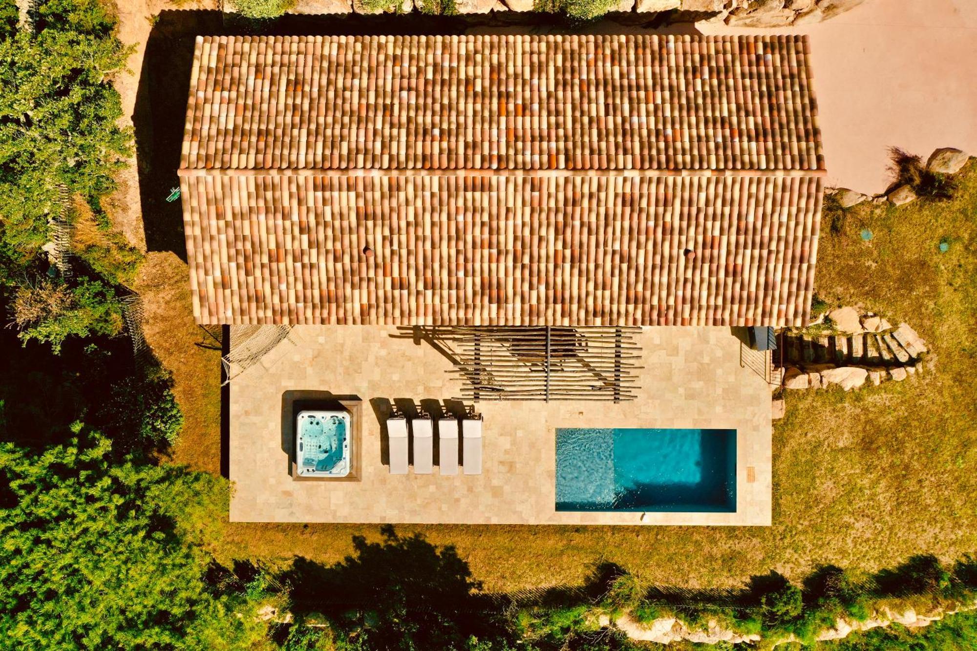 Villa Domaine Aria Di Terra***** Figari (Corsica)